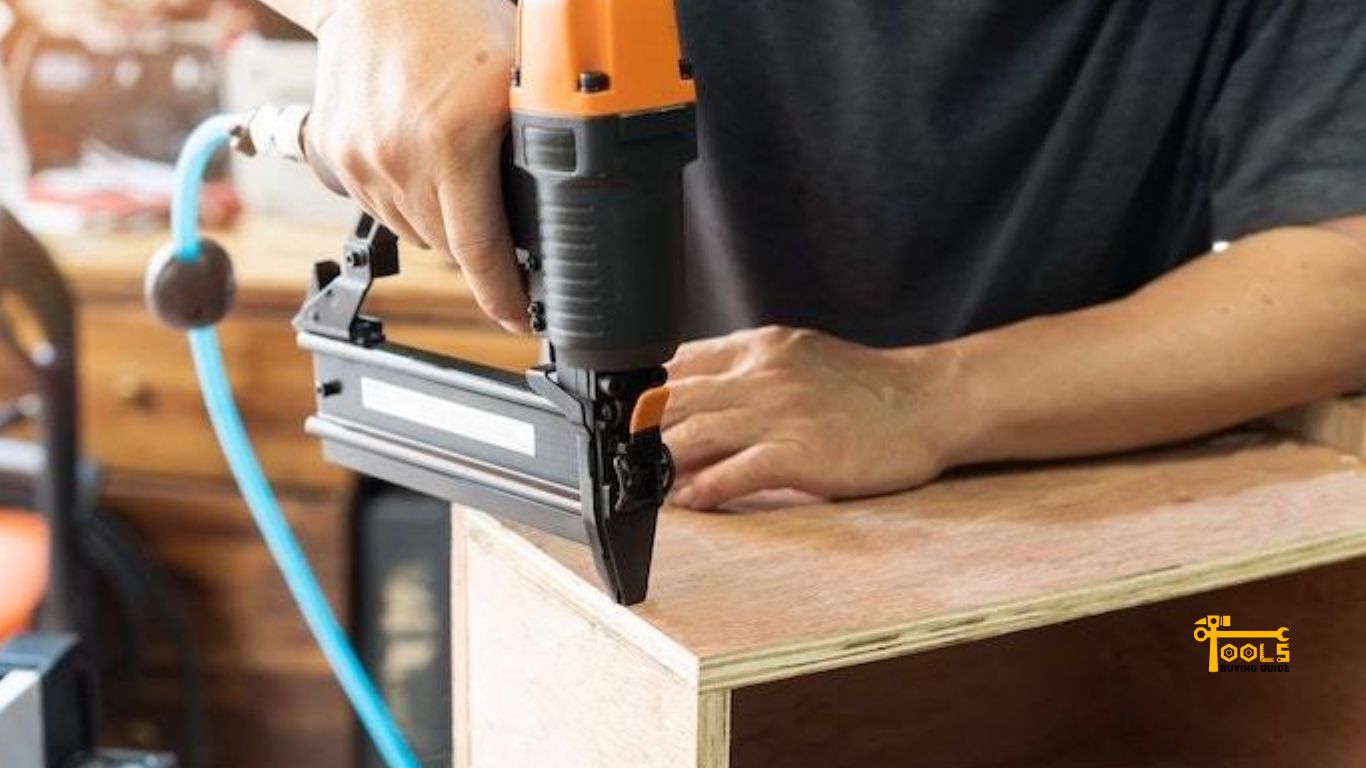 Best Cordless Nail Gun for Hardie Siding